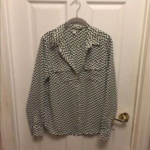 American Eagle Zigzag Button Down